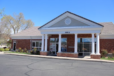 St. George Dental Care logo