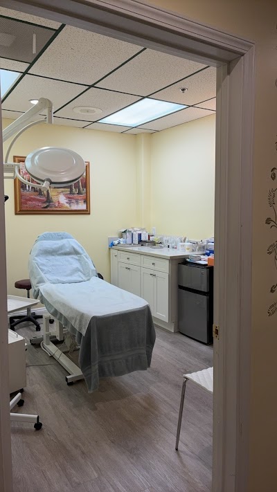 Andrew K Choi MD